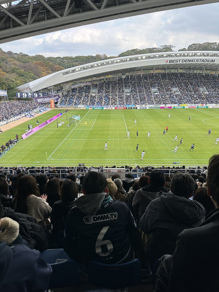 p3champ's tweet photo. アビスパとサンフレの試合を見にソウルから急遽福岡へ。
やっぱり大好きなチームだ。 https://t.co/R0f7lEVk0w