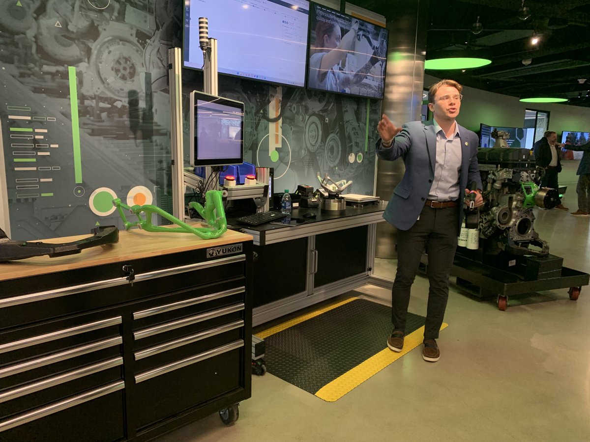 ltm_ofcl's tweet photo. Exciting collaboration between @PTC &amp; #LTIMindtree #iNXT at a CXE workshop in Boston. We explored joint offerings, leveraging PTC solutions and iNXT's capabilities for industries such as O&amp;G, Smart Spaces &amp; ESG, and Manufacturing. Stay tuned for updates! 

#FutureFasterTogether https://t.co/P4II0dGqib