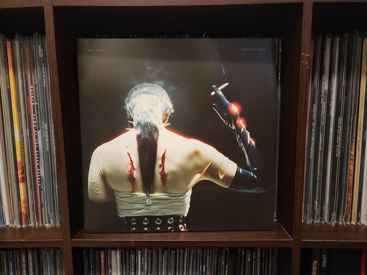 peartnoy's tweet photo. #nowspinning "Celestial Blues" by King Woman. One of my favorite albums of the past few years. An incredible voice creating such an atmosphere of doom and gloom. A brilliant album blending doom, drone and shoegaze. #kingwoman #celestialblues #vinyl https://t.co/A62eP6Lipa