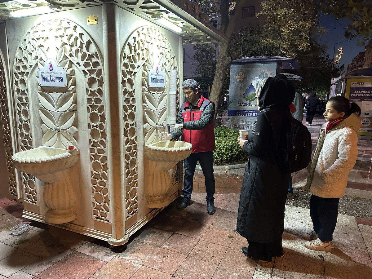 Günün ilk ışıklarında, Nurlupınar, Alaybey ve Sultan Camii yanındaki ikram çeşmelerimizden şehrimizin enerjisini paylaşıyoruz!