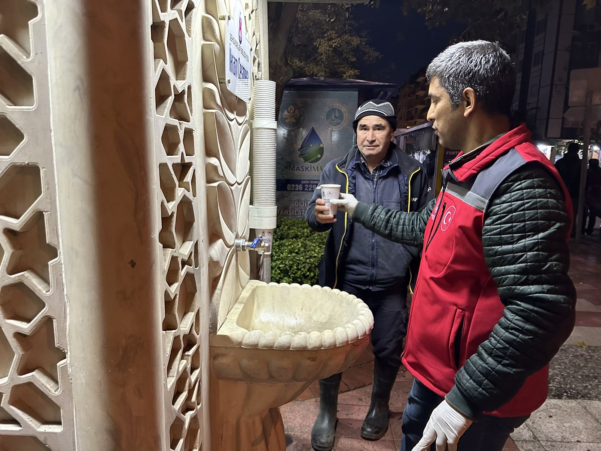 Günün ilk ışıklarında, Nurlupınar, Alaybey ve Sultan Camii yanındaki ikram çeşmelerimizden şehrimizin enerjisini paylaşıyoruz!