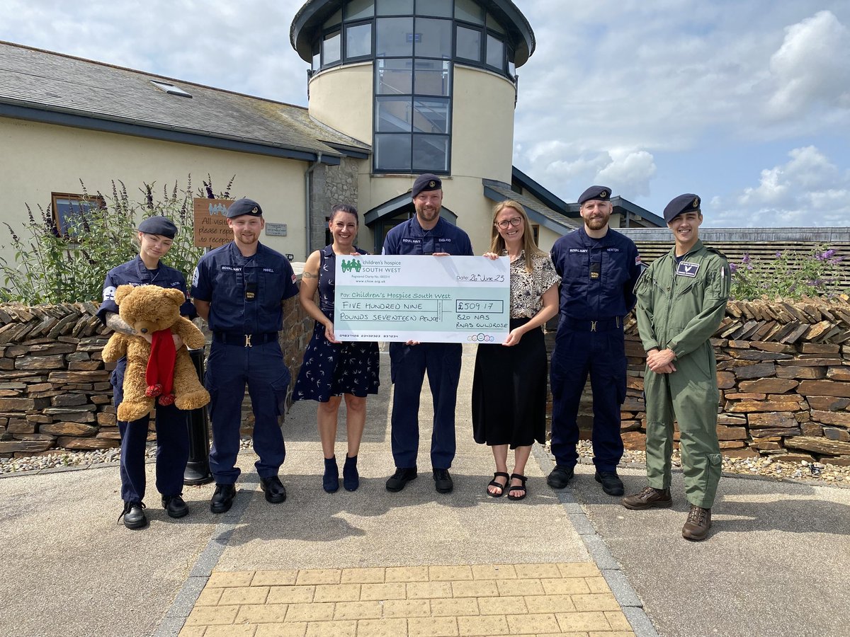 A throwback to one of our favourite moments this year. The sqn raised over £500, during our families' day, for local charity and great cause @CHSW. 820 pers visited their Little Harbour branch in #StAustell to meet staff, tour the facility and present the donations. #FLYNAVY