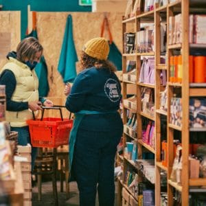 👉🏼 We don’t mean to panic you… but… slots are filling up fast for Christmas deliveries and collections! 💨 

Fancy a Christmas full of artisan Irish Christmas produce and joy? 🧡

↪️ We’d recommend getting that order in soon! 😁

indiefude.com