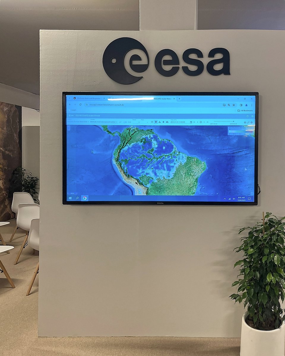 BrockmannCon's tweet photo. Pleased to see the #xcube viewer at the UN Climate Change Conference #COP28 in Dubai displaying data from @esaclimate's RECAPP-2 project! https://t.co/s3a9AwqQor https://t.co/TlPAEHsa38