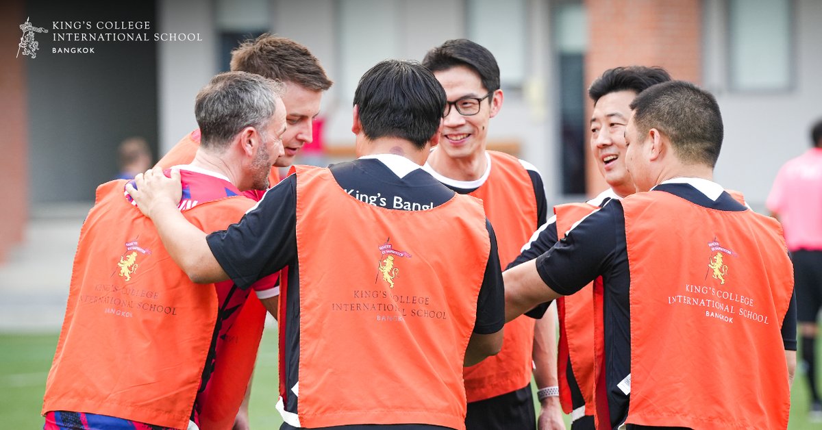 Kingsbangkok's tweet photo. The recent friendly football event, organised by Parents of King’s Bangkok in collaboration with King's Bangkok, strengthened bonds within the community.
Congratulations to the 1st Tom Banyard Cup winners!
#GrowTogetherGoFurther #KingsBangkok https://t.co/JO5qUd8kXZ