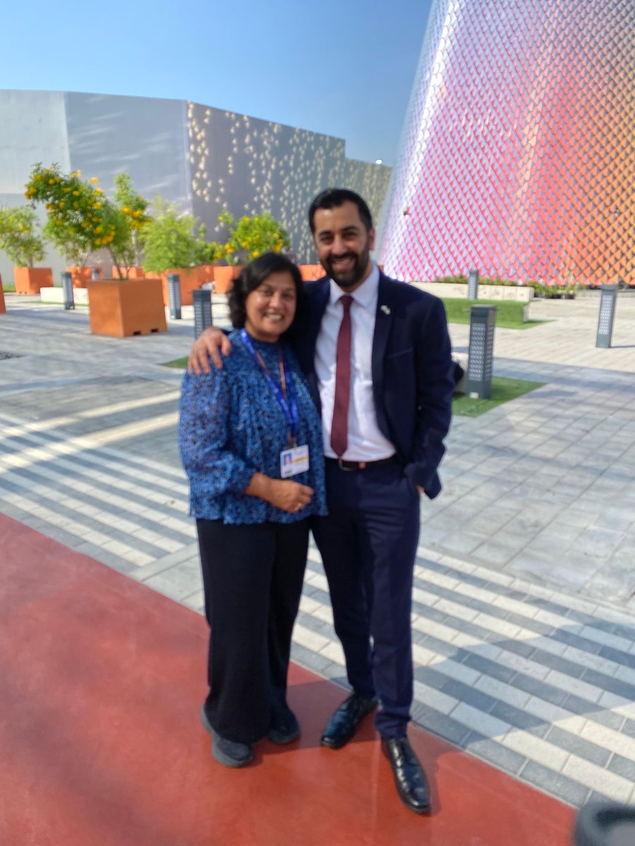 🌍 GCU's Professor Tahseen Jafry joined discussions with Scottish First Minister Humza Yousaf at #COP28. 

Professor Jafry contributed expertise at an event on financing loss and damage globally, highlighting Scotland and Malawi's efforts in climate resilience.

#ClimateJustice