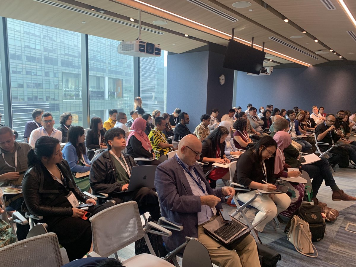 rakeshdubbudu's tweet photo. Was at the Trusted Media Summit in Singapore where we demoed interesting use cases we built on Tagore AI, part of our larger effort to develop a 'Credible Information Ecosystem'. Happy to share that the demos were well received. https://t.co/IKgTSs7Riy