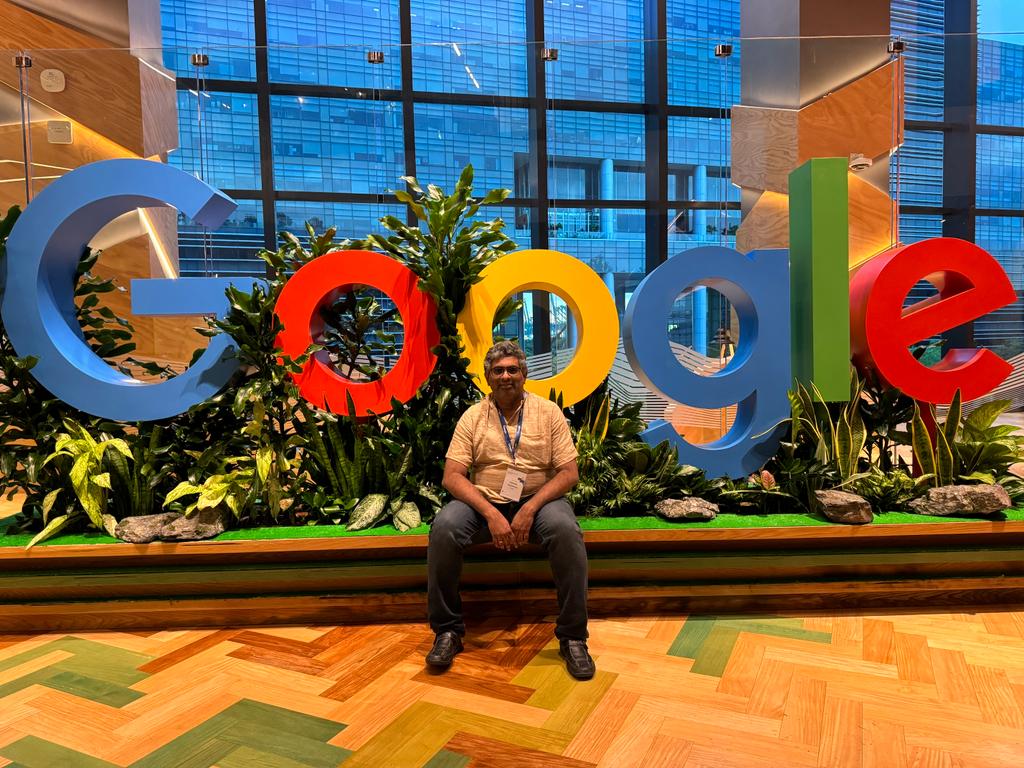 rakeshdubbudu's tweet photo. Was at the Trusted Media Summit in Singapore where we demoed interesting use cases we built on Tagore AI, part of our larger effort to develop a 'Credible Information Ecosystem'. Happy to share that the demos were well received. https://t.co/IKgTSs7Riy