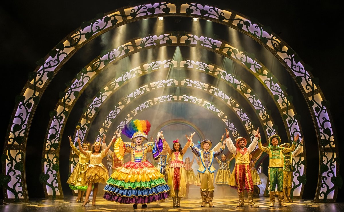 ⭐️⭐️⭐️⭐️⭐️ "this is the best show ever"

Have you seen Jack and the Beanstalk at <a href="/theatresevern/">theatresevern</a> yet?

Read our review here: tinyurl.com/4terhd7s