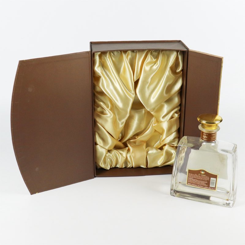 dgcrownwin's tweet image. #wineboxes #wineppaerbox #paperbox #packagedesign #packagingfactory