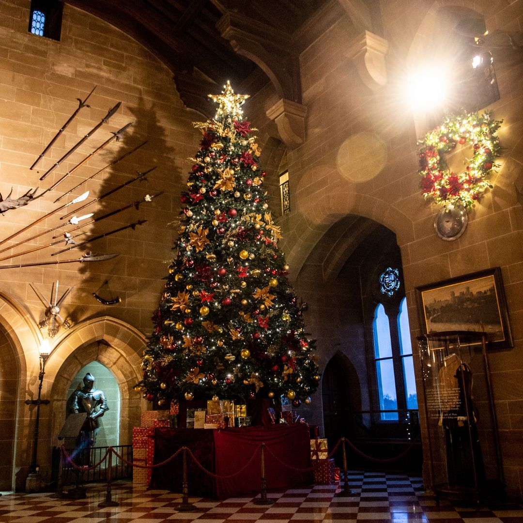 Warwick Castle tweet media