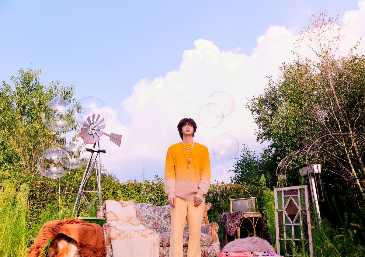 MissObsolete's tweet photo. Haapppy biryhday seokjinnnnnaaah.......i hope u r healthy
#SeokjinDay #BTSJIN https://t.co/qHNBQR0UDQ