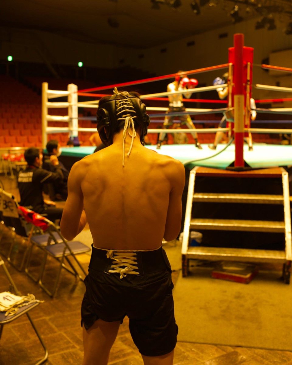 yuuki23muraoka's tweet photo. 【報告】プロボクサーになりました！！
目標にしていた、野球引退後1年でプロボクサーになるという目標が達成できました⚾️→🥊

次は、まずはデビュー戦を勝利する事を目標にもっと上を目指していこうと思います！！

引き続き応援よろしくお願いします🤲
#野球
#ボクシング
#挑戦 https://t.co/xxUbiVrh7I