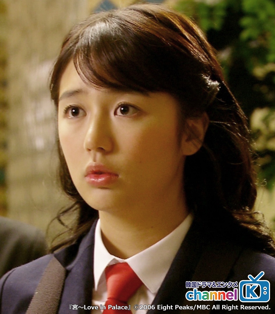 ChannelK_PR's tweet image. ⋱ もし現代に王室制度があったら…😳❓ ⋰

普通の女子高生🎒が
ある日突然、王室👑へ嫁ぐことに‼️
しかし、皇太子の”シン”からは
冷たい態度を取られてしまって…😢

大ヒットラブロマンス💖
『#宮 〜Love in Palace』は
#チャンネルK で好評配信中📺
👉 amzn.to/44a14FW