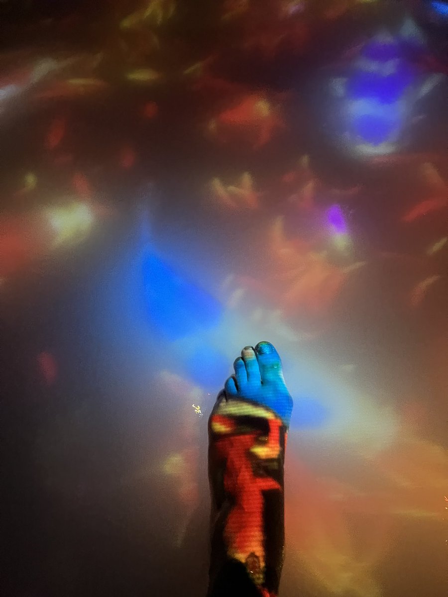 Goddess_Fizz's tweet photo. I’m back from Japan! I got some aesthetic as fuuuuuck pics dipping my toes in some art as a welcome back treat 😈

Come chat and maybe help the finances 💸 
#feet #feet_pic #feetcontent #feetfinder #feetpicsforsales #onlyfans #onlyfansgirl #onlyfanspromo #toes #toetease https://t.co/8tAah63UOc
