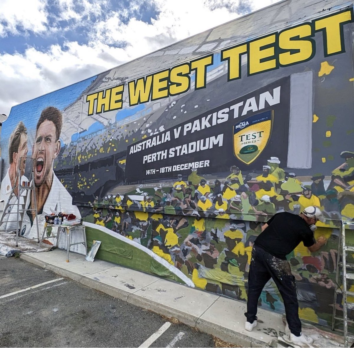 Putting the final touches on #TheWestTest mural ahead of Australia v Pakistan, 14 - 18 December. #MichaelBettsStudios #BlankWalls #AUSvPAK