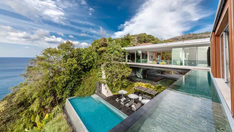 GCCFL's tweet photo. لعشاق تايلاند 🇹🇭 

شركة Mandarin Oriental Exclusive Homes تفتتح منتجعها المخصص بالفلل في غرب بوكيت.

فلل فاخرة من أربع غرف تتسع لـ 8 أشخاص.

يتوفر شيف خاص للفيلا يطبخ لكم😍

الأسعار تبدأ من 7500 ريال

يابلاش للعوائل 😍🇹🇭🇹🇭 https://t.co/gpONZ9VwNr