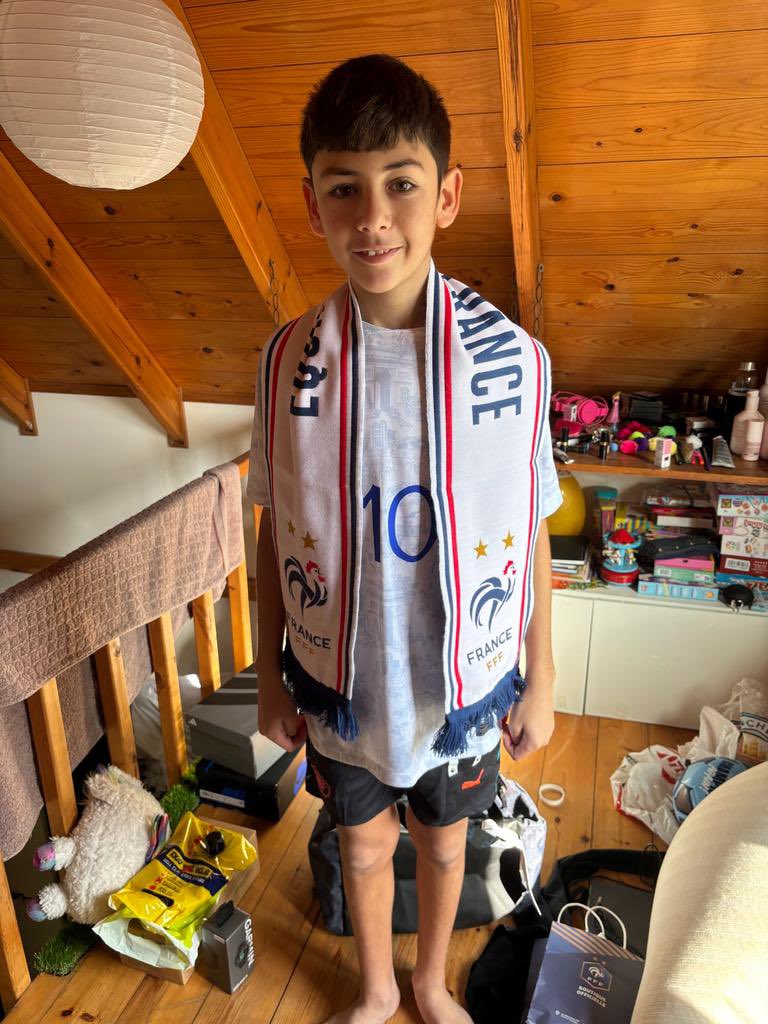 SamuelMuller1's tweet photo. Le sourire d’Eitan 
#eitannuméro10 #7octobre #bringOhadhomenow
איתן יהלומי @FJournes https://t.co/XClVobb9oS
