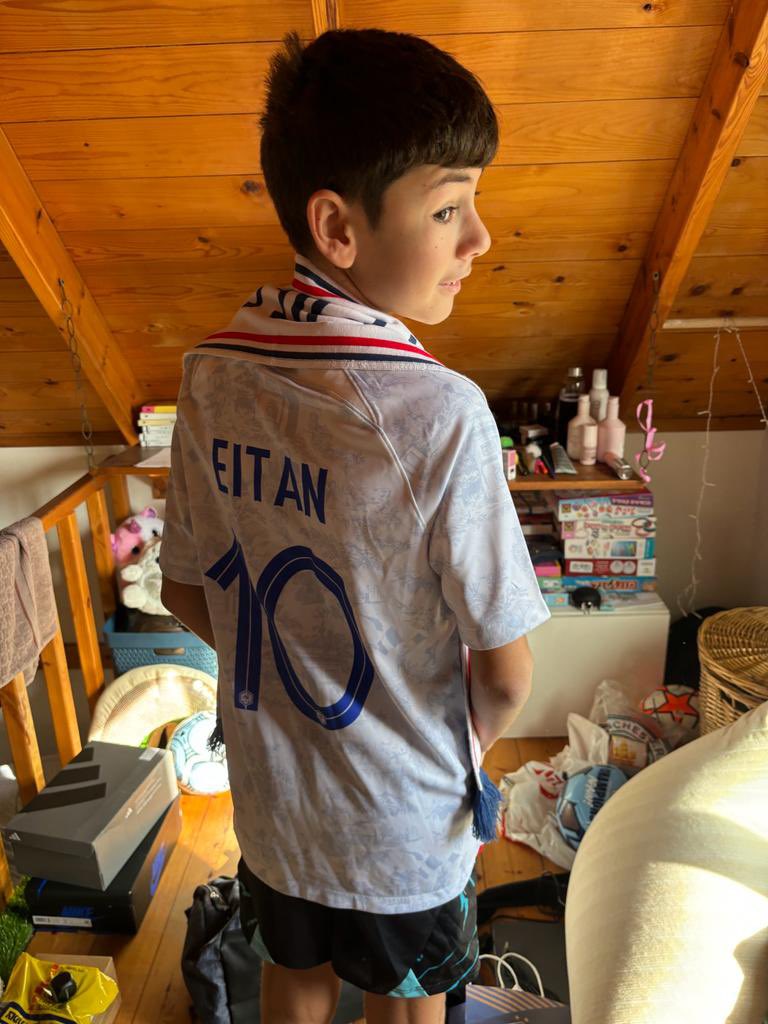 SamuelMuller1's tweet photo. Le sourire d’Eitan 
#eitannuméro10 #7octobre #bringOhadhomenow
איתן יהלומי @FJournes https://t.co/XClVobb9oS