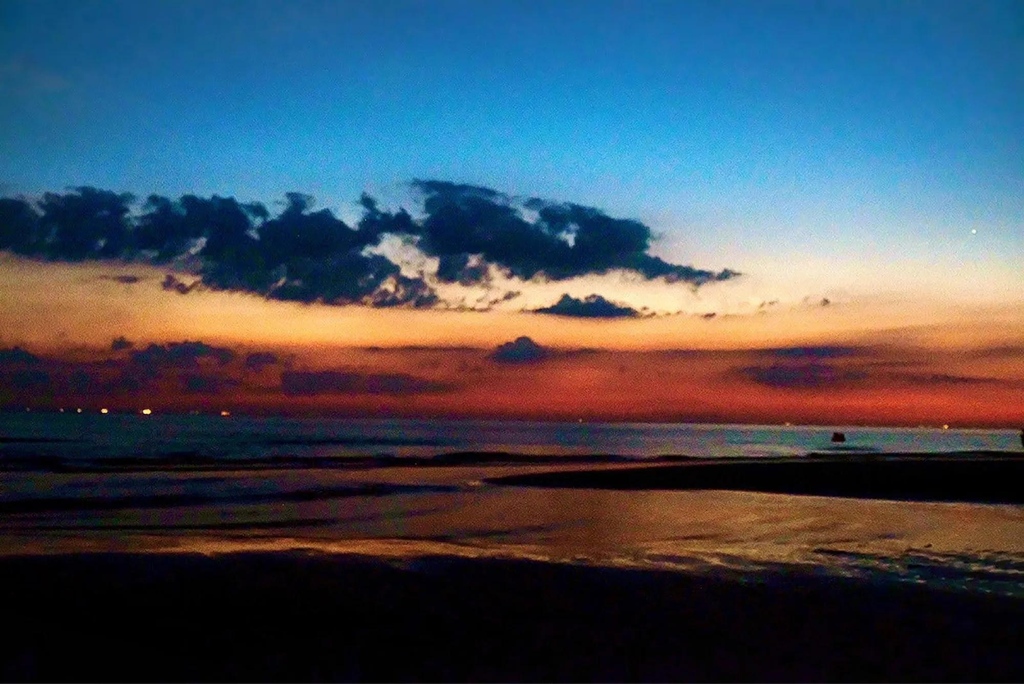 clickasnap_'s tweet image. Sunrise 🌅 or Sunset 🌇 in the 🇳🇱, check out Verheij⁠ on ClickASnap to find out!

📷️: clickasnap.com/profile/Verheij