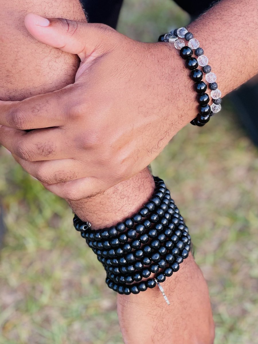 khwela_step's tweet photo. #rmdesigns #bracelets #accessories
βͺοΈβ«οΈβͺοΈβ«οΈβͺοΈβ«οΈβͺοΈβ«οΈβͺοΈβ«οΈ
By @rifilwe_fifi https://t.co/Tm09TyFpgk