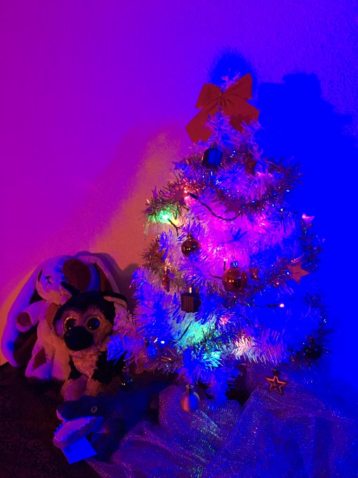 There's been a lot going on here at the homestead but I have found time to unwind a bit &amp; spruce up my