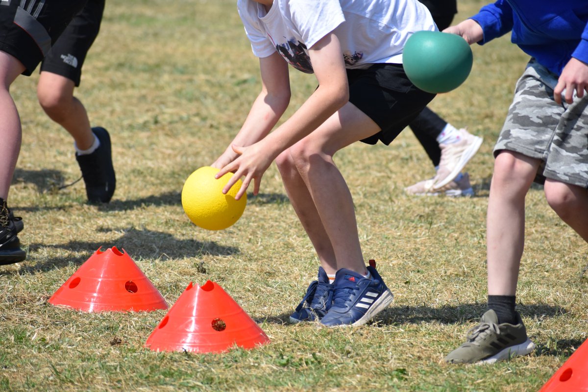 MonmouthshireCC's tweet photo. 🏸⚽️The MonLife Sports Development team has been named a Centre of Excellence by the Leadership Skills Foundation🏉🏑

ℹ️ https://t.co/ml0B0Kzote https://t.co/39bc6utH6M