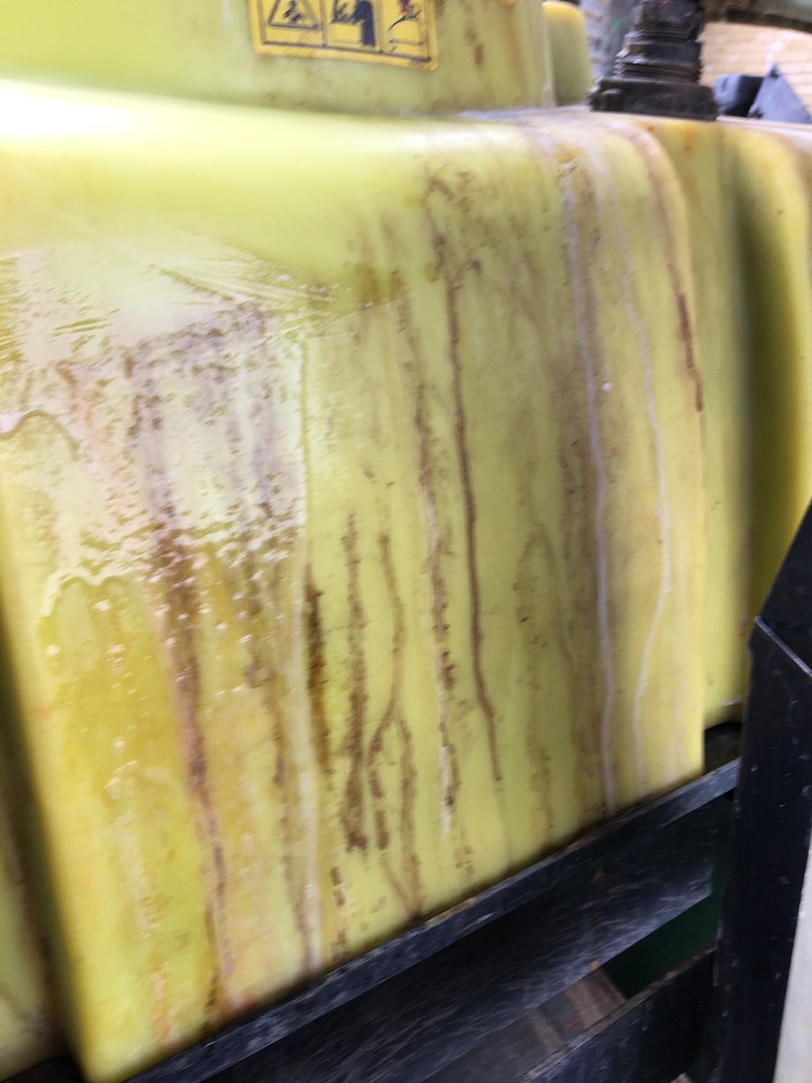 ecotommo's tweet photo. #makinggreenwork
Revitalising equipment that’s been embedded with contamination for a long time. Bringing equipment back to life and restoring its “as new” appearance. 
Using our FOR CLEAN V Solution, a VOC Free, pH11 Alkaline Foam Spray, that can remove ingrained iron staining. https://t.co/JfiBfPF1dl
