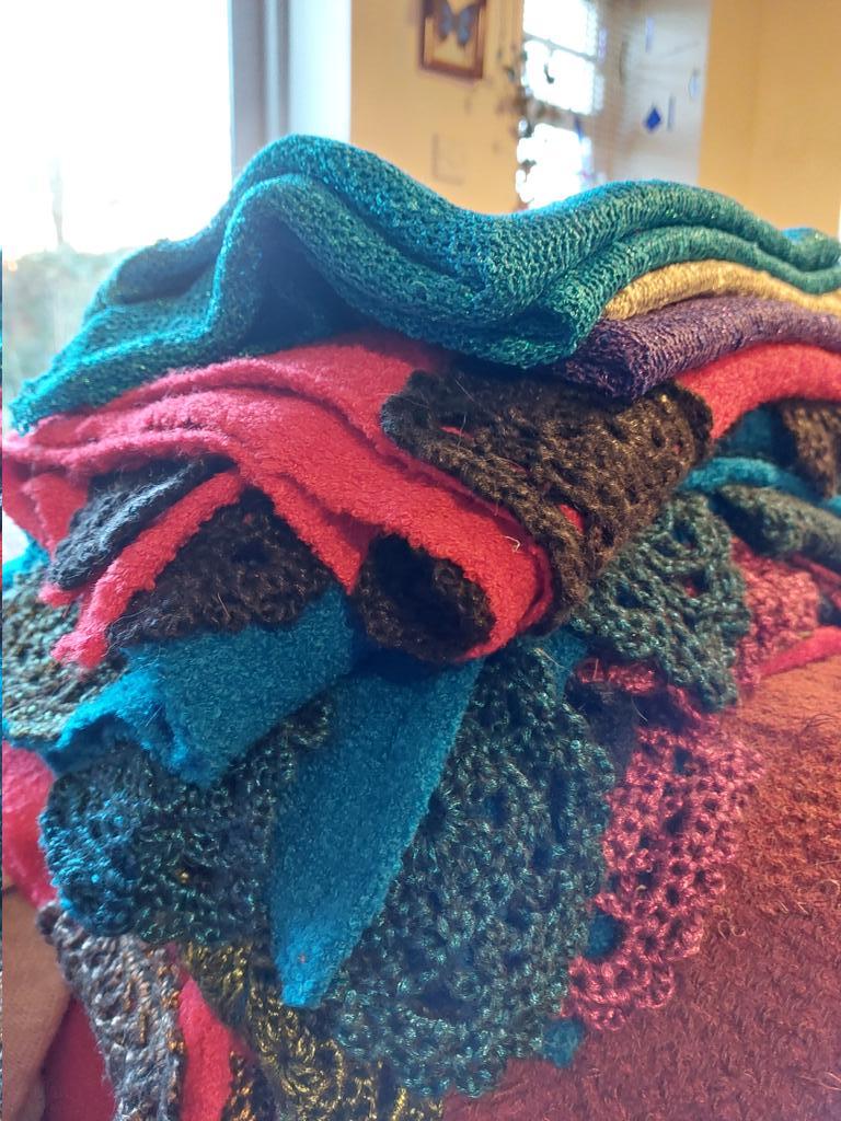 carolineknits's tweet image. Getting #popup ready 💜💛💚💙 for Saturday 9th and Sunday 10th in Limerick Strand Hotel 
Who's coming???
#knitwear #samplesale #giftideas #treatyourself #madelocal #irishknitwear #madeinlimerick