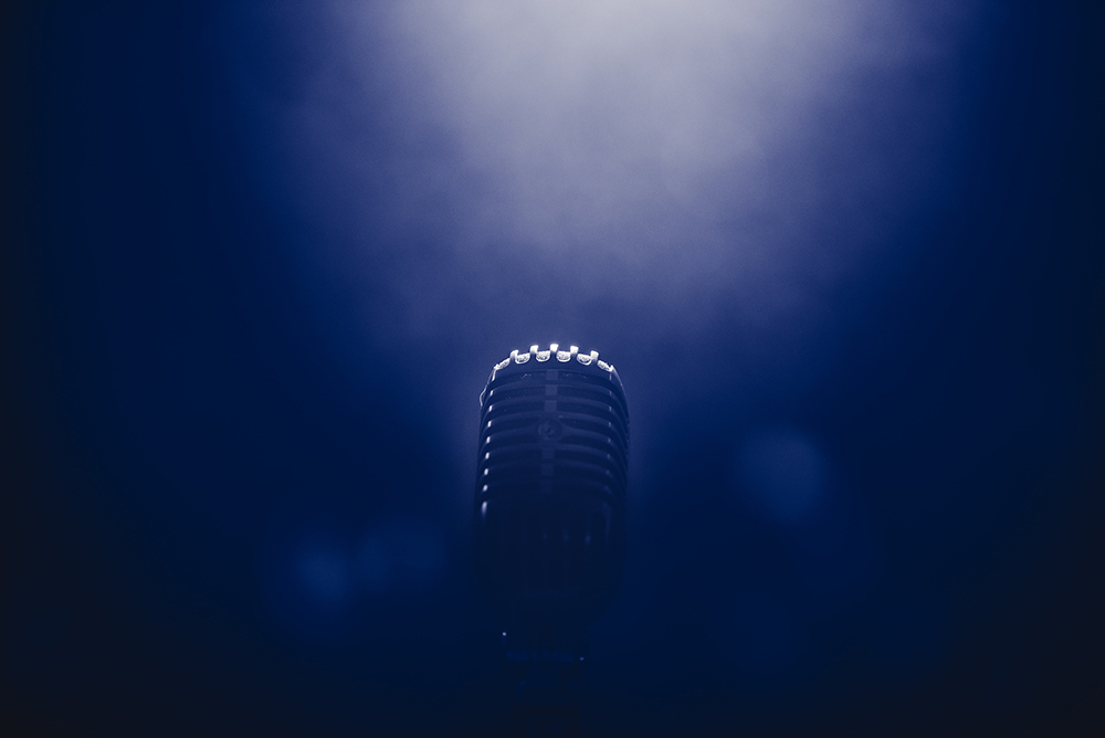 magmapoetry's tweet photo. Call for submissions for Magma 89, Performance! Editors Mariam Chaudhri, @davidsocialsp & @JosianeSmith are looking forward to receiving your poems.
For all the info on how to submit, and some ideas to inspire you: https://t.co/WFNcBxrsAe https://t.co/z9wuadlwZB