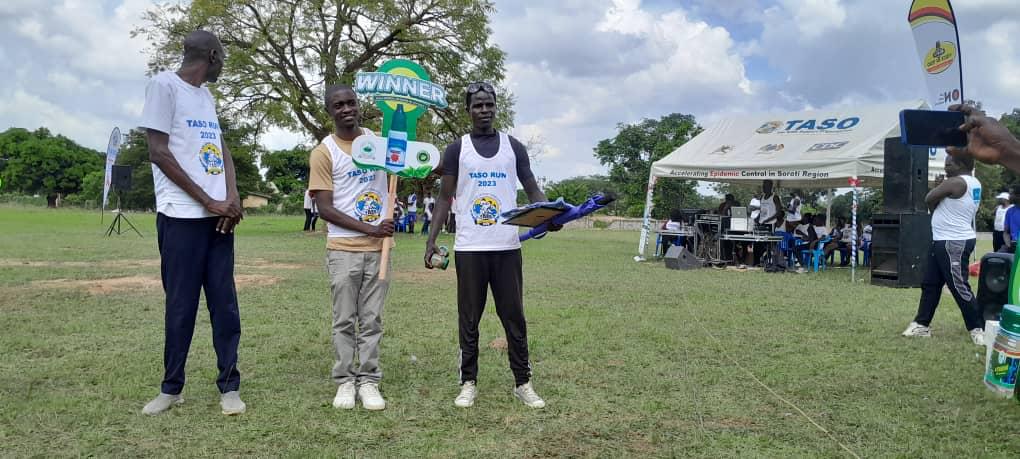 jenalifeug's tweet photo. Commemorating World AIDS Day with pride!  
We were honored to participate in the #TASORun in Soroti on 02/12/2023, rallying together to raise funds for orphans and vulnerable children affected by HIV/AIDS in the Teso region.

#JenaHerbals #JenaLife #WorldAIDSDay2023 https://t.co/SshqsS8zec