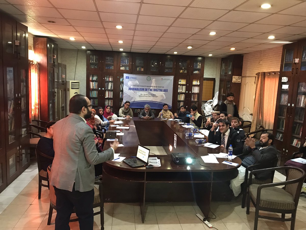 IRADAPK's tweet photo. Two-Day Capacity Building Workshop on #Digital / #Mobile #Journalism (#Mojo) at the National Press Club, Islamabad, #Pakistan with the support of @UnescoPakistan, is in progress. https://t.co/tigii3FmLD