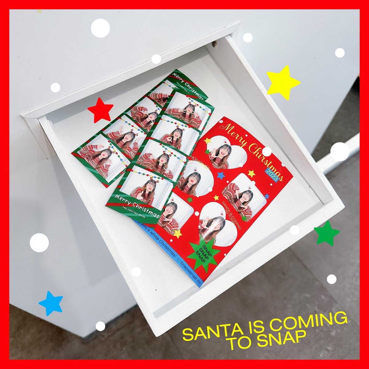 SnapSenseTH's tweet image. 𝑯𝒐 𝑯𝒐 𝑯𝒐~ 🦌🛷 𝑴𝒆𝒓𝒓𝒚 𝑪𝒉𝒓𝒊𝒔𝒕𝒎𝒂𝒔 2023 🎄❄️

💚 ได้เวลาของเทศกาลคริสต์มาสที่ทุกคนรอคอย ☃･:*:｡･:*:･ﾟ
#SnaptaClaus 🎅🏻 ชวนทุกท่านมาส่งท้ายปีนี้ไปด้วยกัน

❤️ เริ่ม SNAP กับเฟรมสุดพิเศษได้แล้วที่ SnapSense ทุกสาขาเลย

#snapsenseth #merryxmas #คริสต์มาส