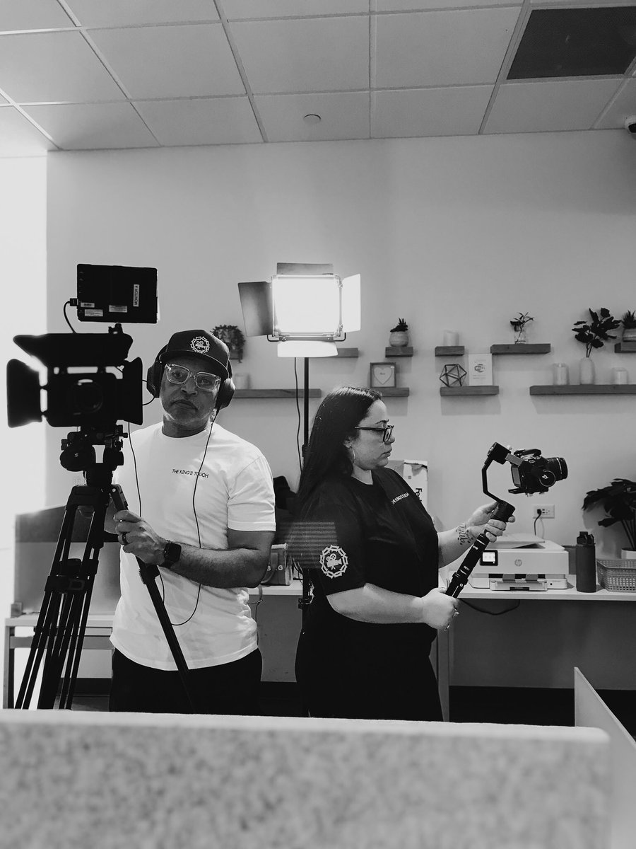 TheKingsTouch's tweet photo. Behind every brand, there's a story waiting to be told.  📸✨ Because every business deserves to be heard, seen, and remembered.🚀 #BrandStorytelling #TestimonialsThatMatter #HeadshotsWithHeart https://t.co/4XhrgrVSos