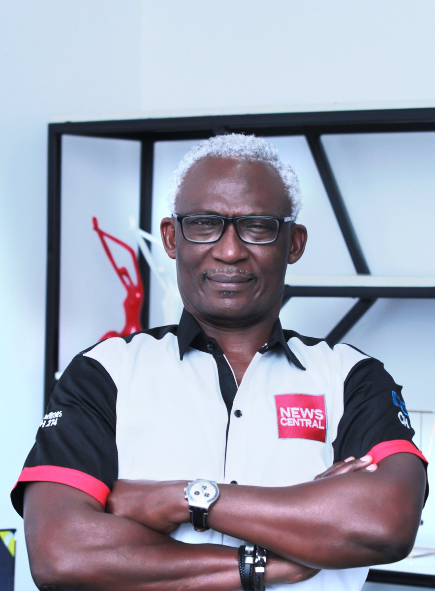 NewsCentralTV's tweet photo. At Last! The Big Unveil 
Now you know who the new MD at News Central is @KayodeAkintemi 🎉🎊

#NCManagingDirector #KayodeAkintemi
#Unvieling #BreakfastCentral
#NewsCentral
#AfricaFirst https://t.co/5B5NSk4zVT