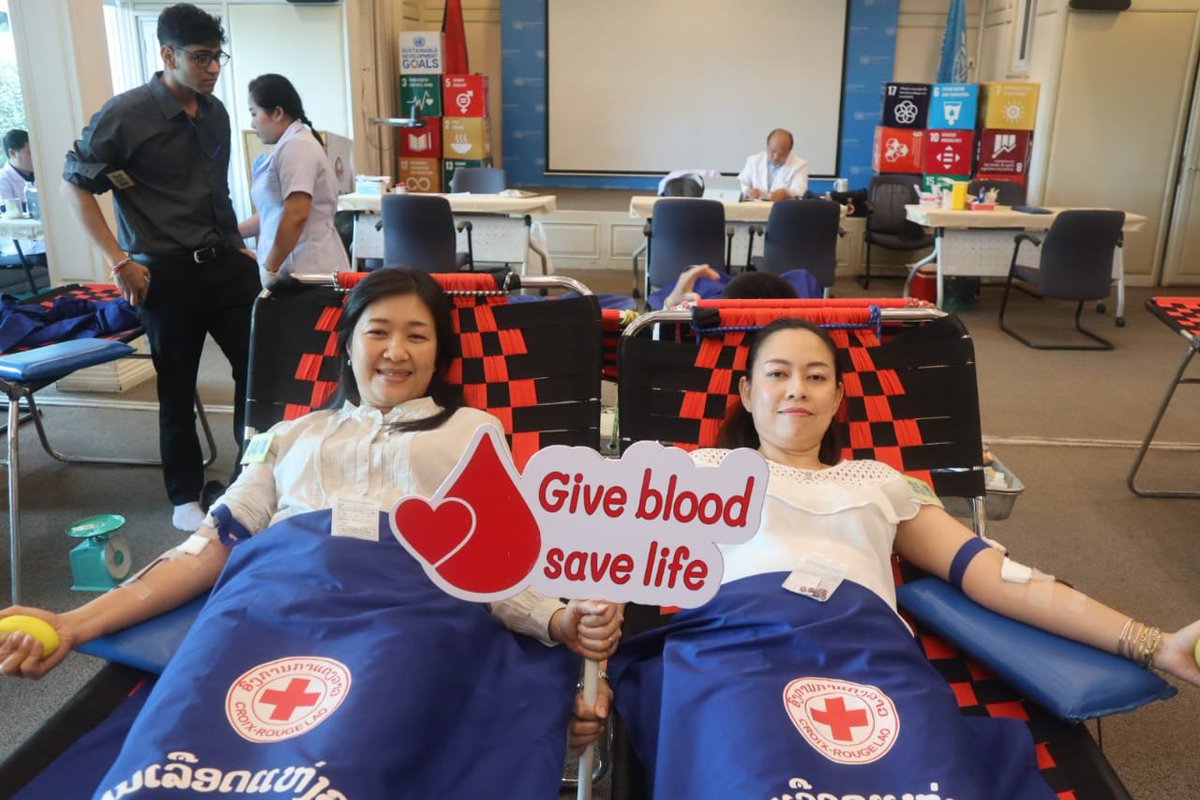 UNVAsiaPacific's tweet photo. Donating blood saves lives.

As part of #IVD2023 celebration, #UNVolunteers in Lao PDR joined UN partners &amp; Volunteer Involved Organizations for #BloodDonation to support blood supply in the country.  40 units of blood were collected. #IfEveryoneDid.

📷UNV Laos &amp; @LaoRedCross https://t.co/kxheYbiSOU