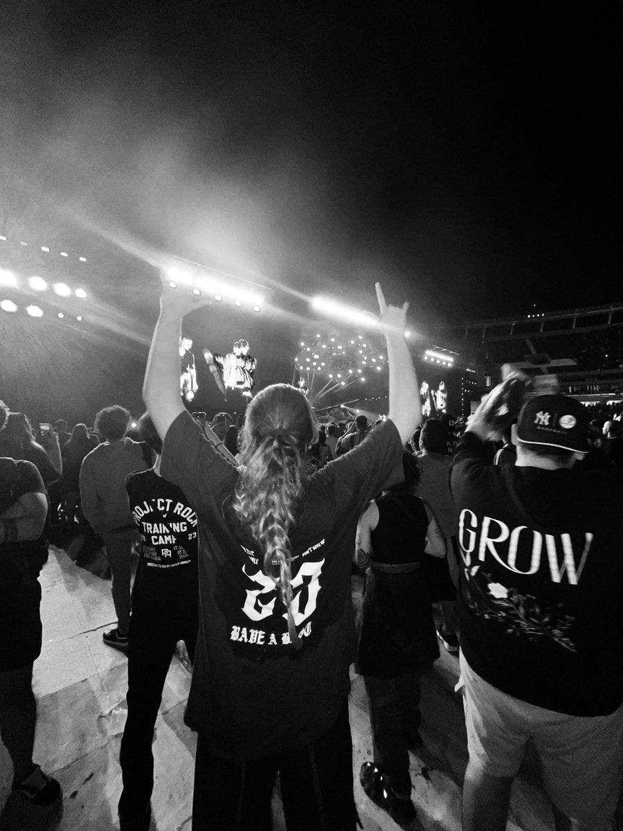 Guadalu93189278's tweet image. FELIZ #mododiablo