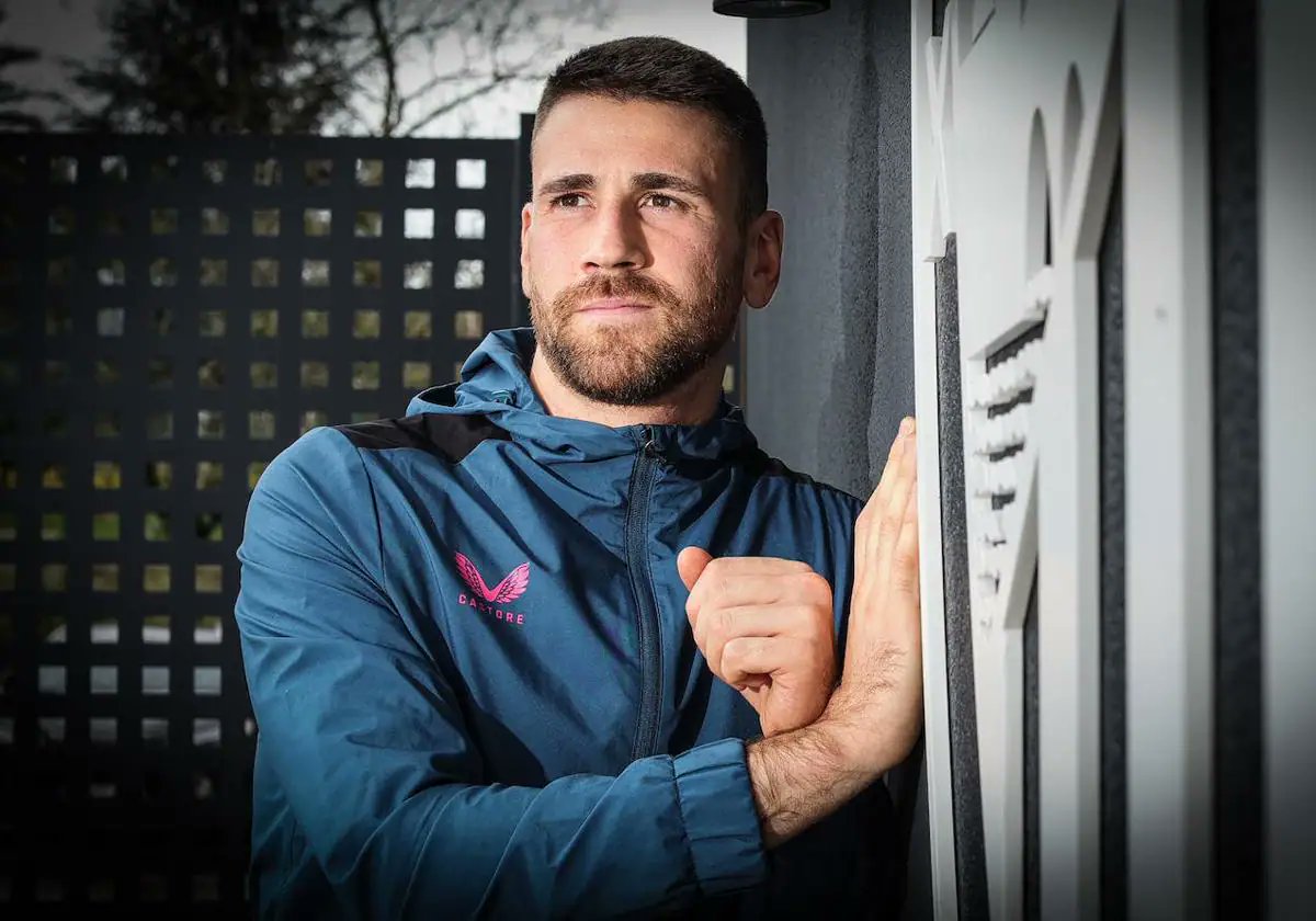 dfeijoo10's tweet photo. El Correo publica hoy una maravillosa entrevista con Unai Simón.
Una vez más, demuestra que está llamado a ser una leyenda dentro del Athletic, y de entre todas las respuestas, esta es de enmarcar.
Capitán. https://t.co/74gP7SHbDl
