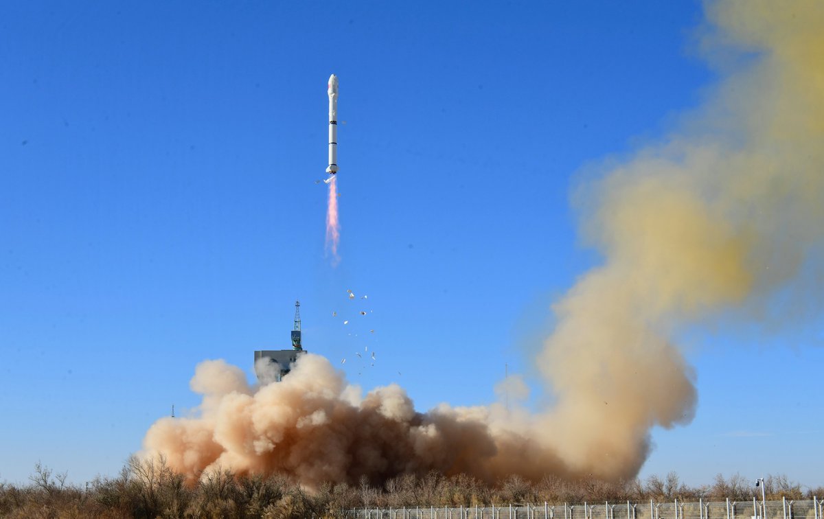 wulei2020's tweet image. Here are some high-resolution images of the #LongMarch2C rocket launched today. 

The  #twostage Long March-2C model is China's #longest-serving carrier rocket. It has pioneered many upgrades and new rocket technologies over the past four decades.  

(Photo: Luo Xi/ 空天逐梦）