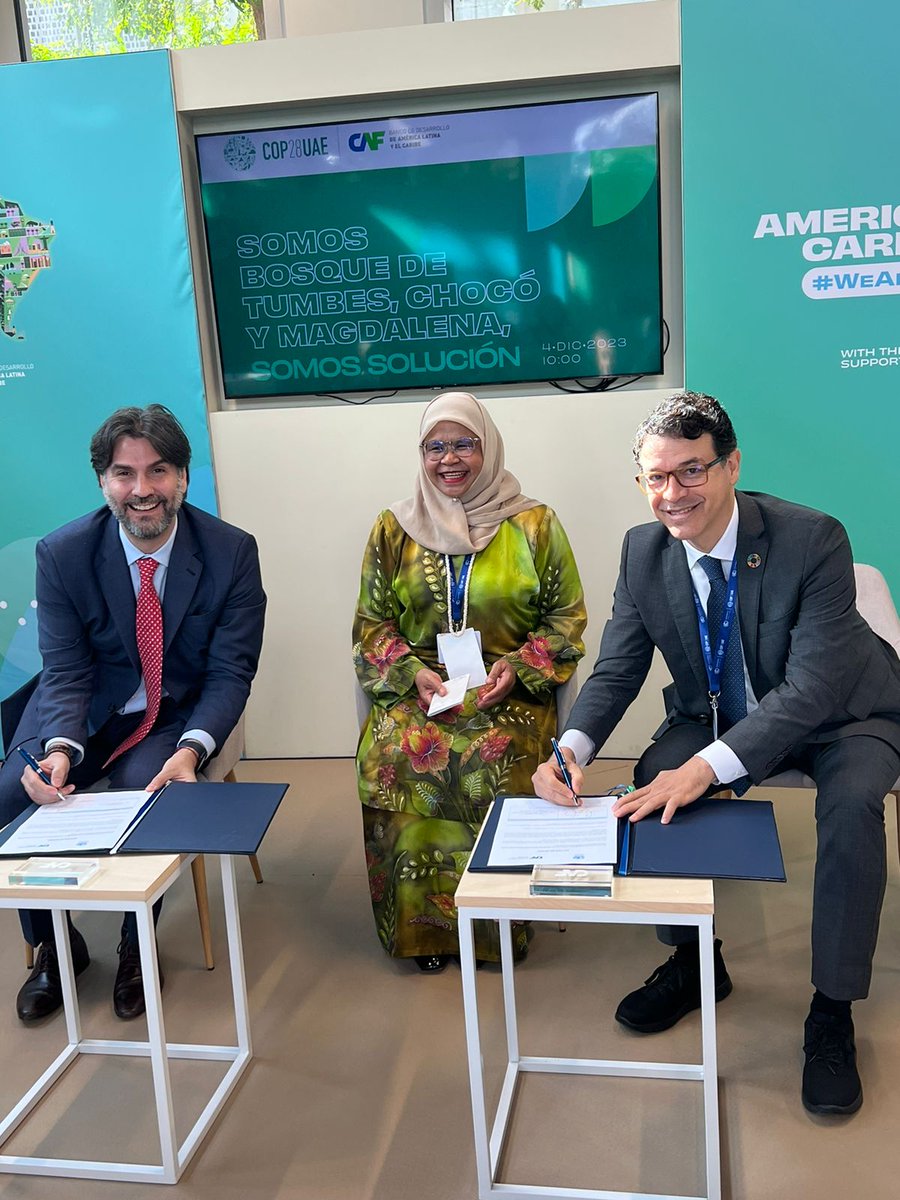 📣🤝 Tenemos una excelente noticia para las ciudades de nuestra región: ¡Sumamos una nueva #AlianzaCAF con <a href="/UNHABITAT/">UN-Habitat</a> para expandir la red de #Biodiverciudades! 

🖋️🌇🐝 En el marco de la #COP28, <a href="/AgendaCAF/">CAF</a> y <a href="/onuhabitat/">ONU HABITAT América Latina y El Caribe</a>  firmaron una carta de intenciones para apoyar una nueva