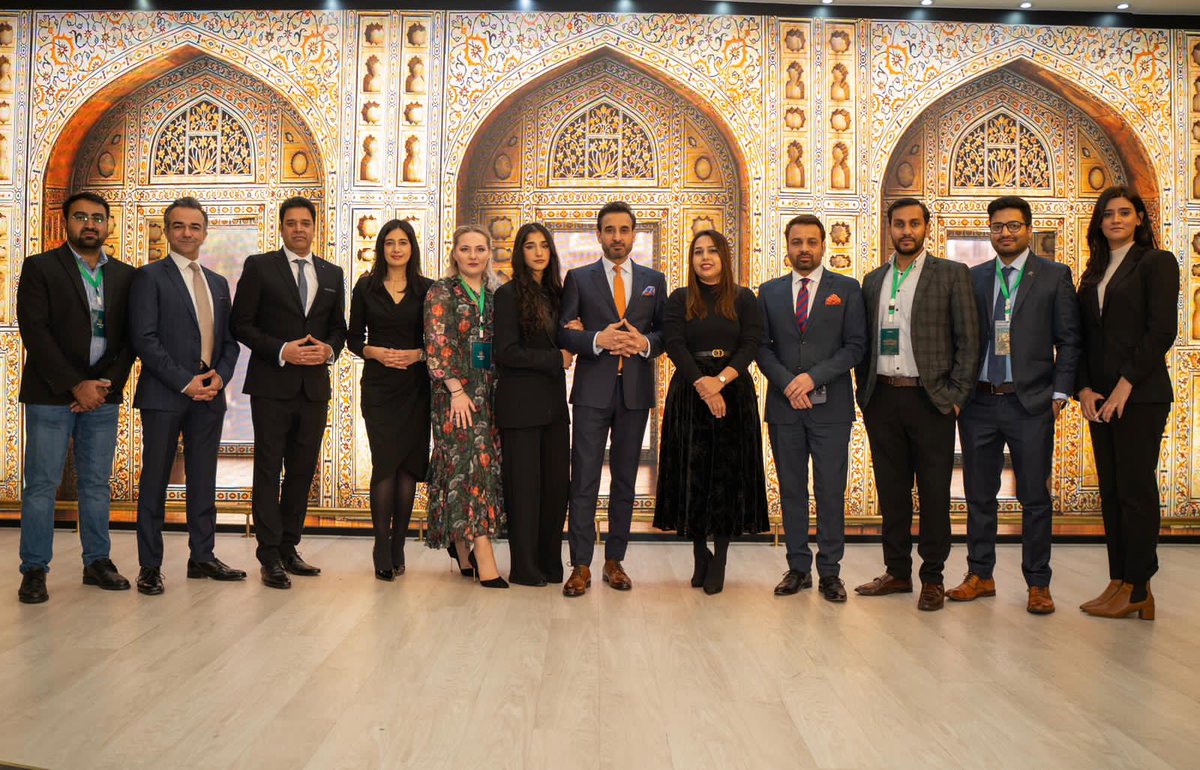 PropsureDigital's tweet image. Thank you London for making the first edition of our Global Investors’ Connect a resounding success.   We are redefining standards for real estate investments with our world class real estate transaction system for overseas Pakistanis in UK.  Stay tuned for more!   #IMARATinUK