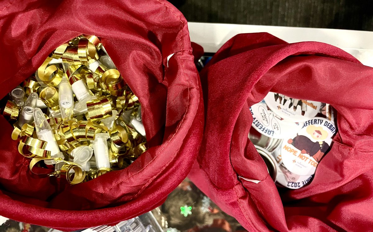 mscienceaustnz's tweet photo. Come and visit our festive booth at #ASI2023 and chat to our Christmas Angels!

@10xGenomics @PacBio @invivogen_US @unchainedlabs @Agilent 

Collect your badge ahead of #LaffertyDebate and our festive eppies with cheerful messages!

@ASImmunology #ASI2023NZ https://t.co/Psk8zQOQBO