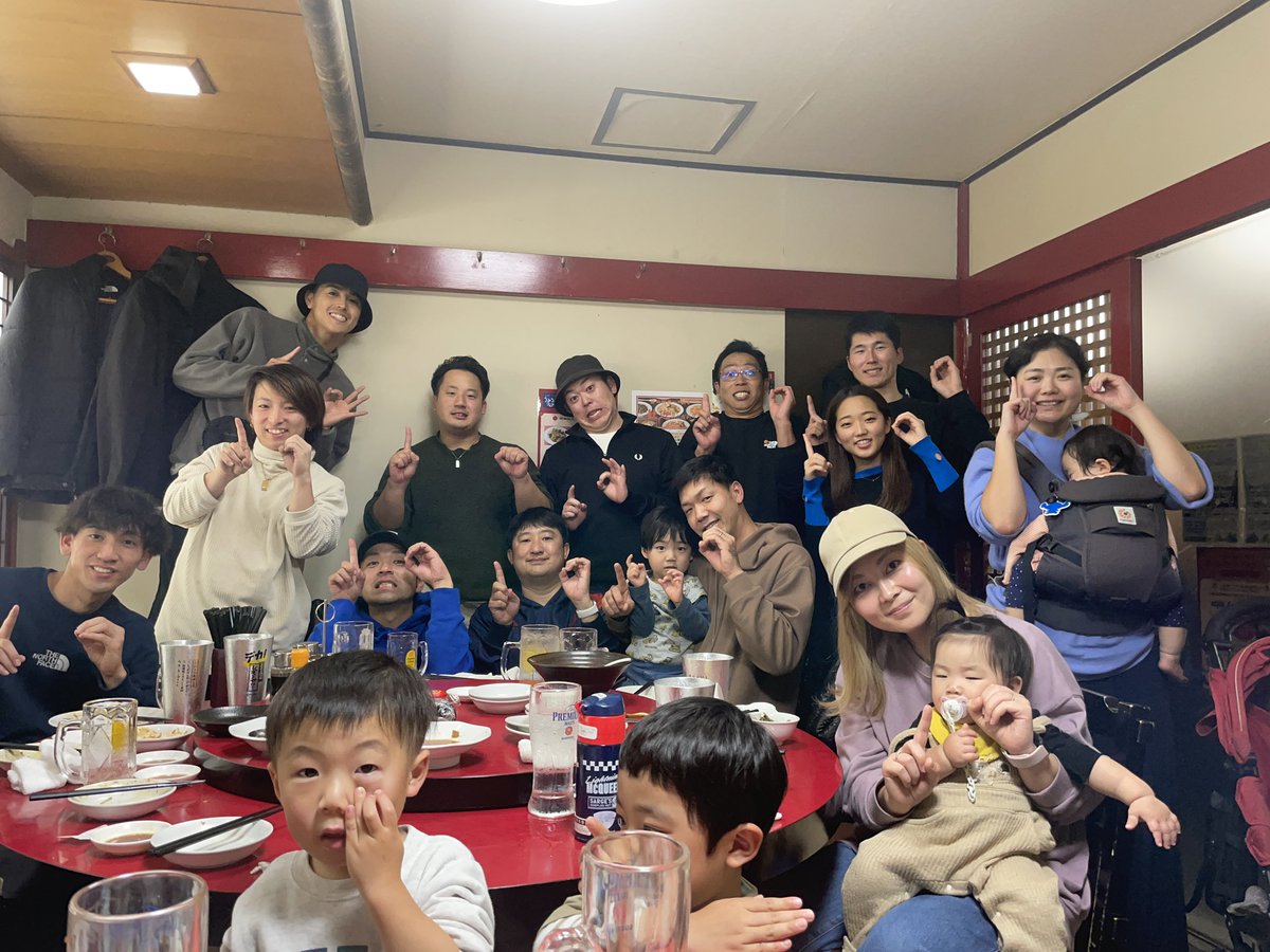 takecare_89's tweet photo. 昨日2023年の活動を締めました！
1年間ありがとうございました！

2024年新メンバー募集中です！

#東京
#大田区
#草野球　
#テイクケア
#軟式野球
#メンバー募集 https://t.co/iQXW4ZSc83
