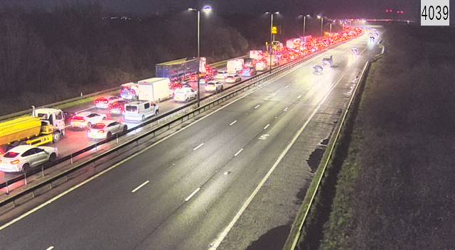 Traffic Wales South tweet media