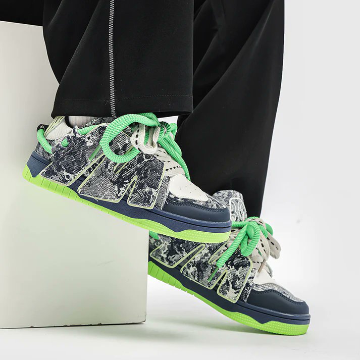 SwagChic_Co's tweet photo. Introducing our MISI Chunky Sneakers
https://t.co/AZ9RFylgt8 #swagchic #womenwear #fashion #womenfashion #style #fasionblogger #ootd #fashionista #streetwear #streetstyle #love #women #style #styleblogger #nyc #model #designer #styst #clothing #trendy #fashionable #footwear https://t.co/7UfmEbSFdl