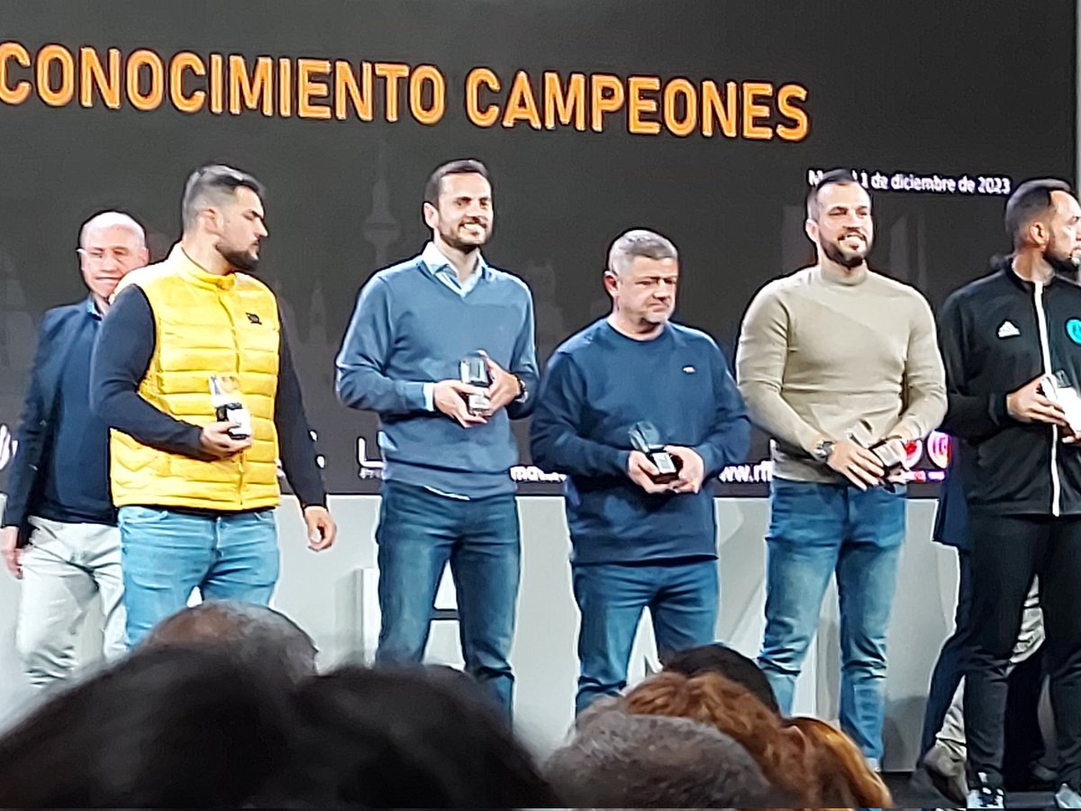 Javi Tebar tweet media