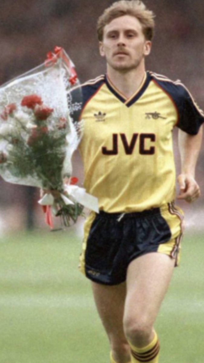 Happy birthday wishes to one of our 89 heroes Kevin  Richardson who is 61 today.#arsenal #anfield89