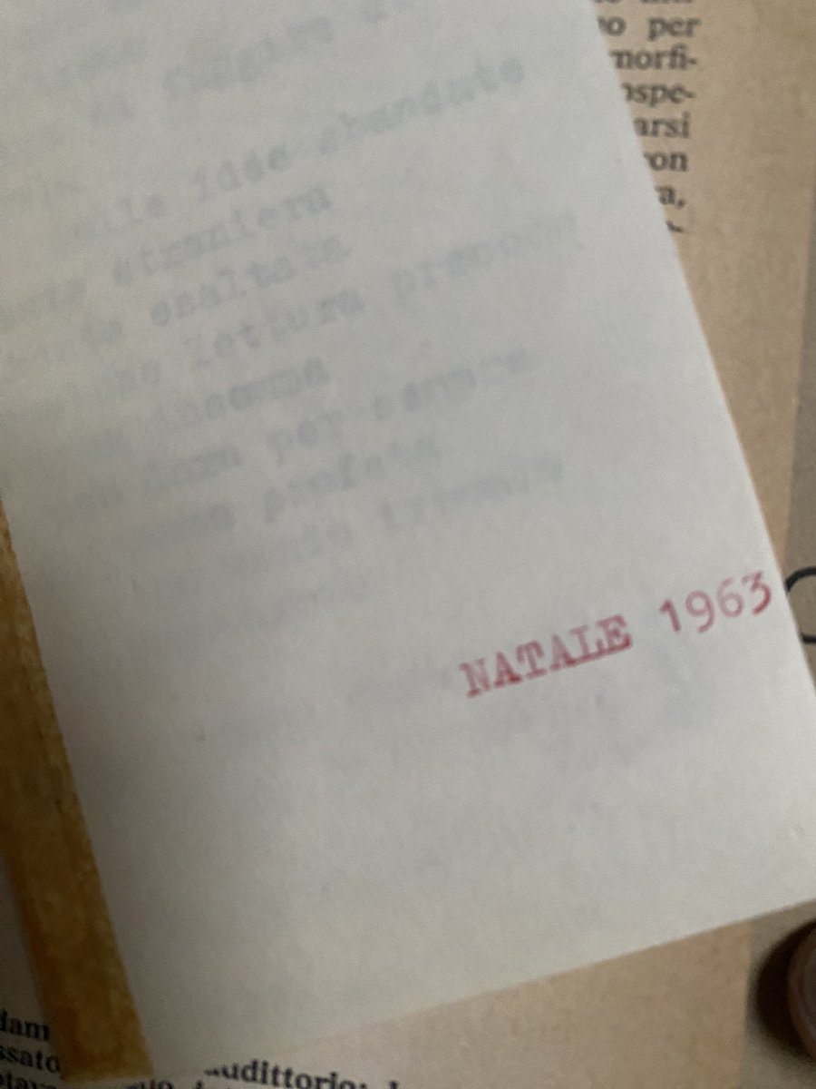 trovo in vecchi libri biglietti di auguri di mio padre ai suoi genitori