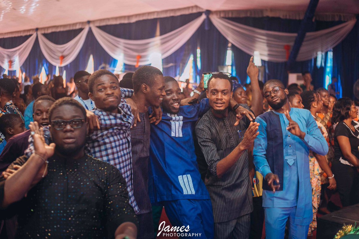 jamesphotogra__'s tweet image. Invicta class’22 came to church with their dancing shoes 😂

#InvictaClass22week 
#invictatestimonyDay
#invictaclass