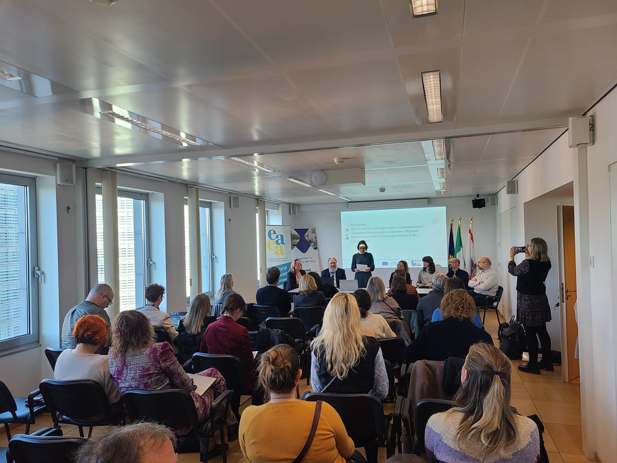 earlallEU's tweet photo. The #regalenetwork came to a close last week with a conference inviting @AnneRudisuhli @DUOforaJOB_BE , and project partners to discuss the best tools and strategies for adult learning and education 🗣🧾
#LLLW
➡ Read more: https://t.co/j4fQYWliGN https://t.co/iT92k7ITMD